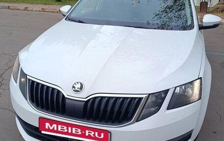 Skoda Octavia, 2019 год, 1 000 000 рублей, 5 фотография