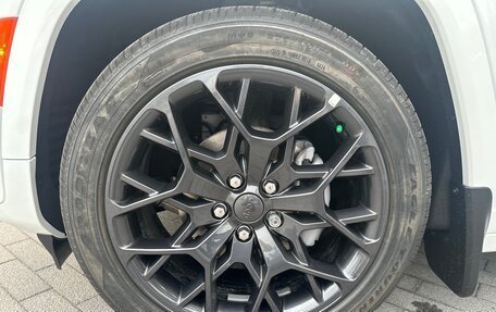 Jeep Grand Cherokee, 2026 год, 10 399 000 рублей, 36 фотография