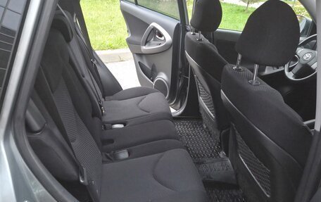 Toyota RAV4, 2007 год, 1 300 000 рублей, 13 фотография