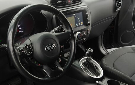 KIA Soul II рестайлинг, 2019 год, 1 690 000 рублей, 23 фотография