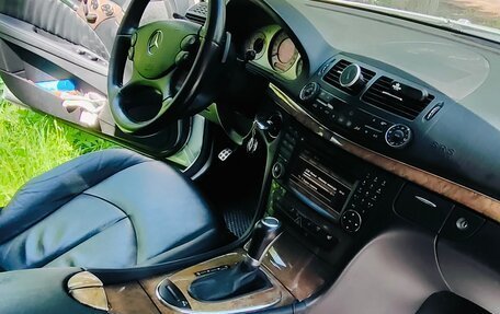 Mercedes-Benz E-Класс, 2008 год, 770 000 рублей, 24 фотография