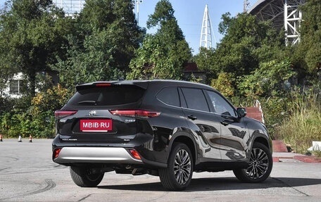 Toyota Highlander, 2026 год, 5 150 000 рублей, 8 фотография