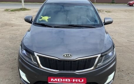 KIA Rio III рестайлинг, 2013 год, 790 000 рублей, 1 фотография