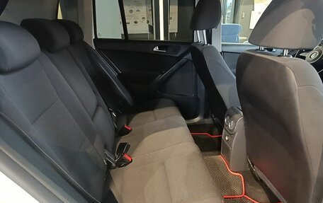 Volkswagen Tiguan I, 2011 год, 749 000 рублей, 9 фотография