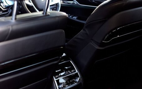 BMW 7 серия, 2016 год, 3 250 000 рублей, 6 фотография