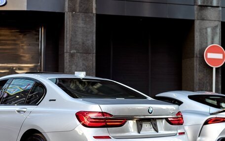 BMW 7 серия, 2016 год, 3 250 000 рублей, 23 фотография