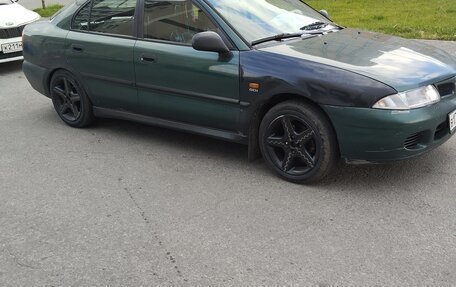 Mitsubishi Carisma I, 1998 год, 120 000 рублей, 5 фотография