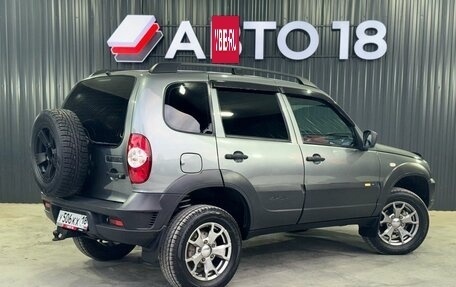 Chevrolet Niva I рестайлинг, 2017 год, 759 000 рублей, 4 фотография