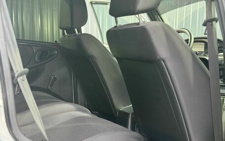 Chevrolet Niva I рестайлинг, 2017 год, 759 000 рублей, 8 фотография