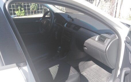 Skoda Rapid I, 2014 год, 1 200 000 рублей, 26 фотография