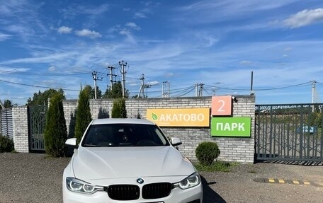 BMW 3 серия, 2017 год, 1 950 000 рублей, 3 фотография