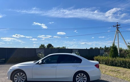 BMW 3 серия, 2017 год, 1 950 000 рублей, 15 фотография