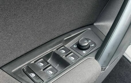 Volkswagen Tiguan II, 2019 год, 1 650 000 рублей, 9 фотография