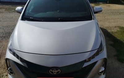 Toyota Prius IV XW50, 2018 год, 2 400 000 рублей, 1 фотография