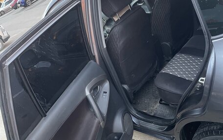 Toyota RAV4, 2011 год, 1 400 000 рублей, 12 фотография