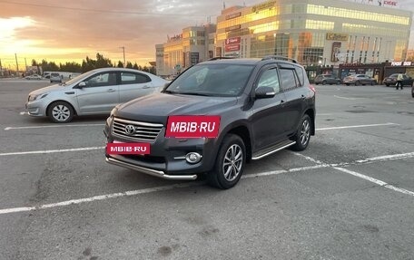 Toyota RAV4, 2011 год, 1 400 000 рублей, 2 фотография