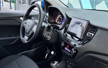 Hyundai Solaris II рестайлинг, 2021 год, 1 660 000 рублей, 12 фотография