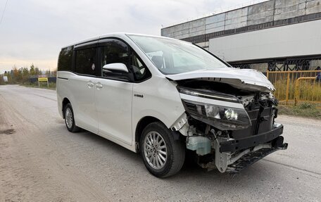 Toyota Voxy III, 2015 год, 880 000 рублей, 10 фотография