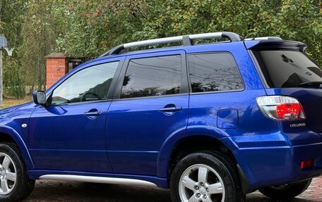 Mitsubishi Outlander III рестайлинг 3, 2006 год, 700 000 рублей, 3 фотография