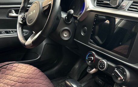 KIA Rio IV, 2021 год, 1 600 000 рублей, 6 фотография