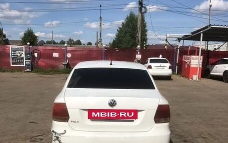 Volkswagen Polo VI (EU Market), 2015 год, 400 000 рублей, 10 фотография