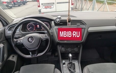 Volkswagen Tiguan II, 2018 год, 3 500 000 рублей, 5 фотография