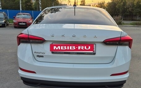 Skoda Rapid II, 2021 год, 1 420 000 рублей, 2 фотография