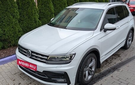 Volkswagen Tiguan II, 2018 год, 3 500 000 рублей, 2 фотография