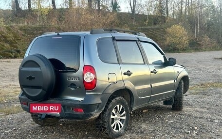 Chevrolet Niva I рестайлинг, 2011 год, 365 000 рублей, 5 фотография