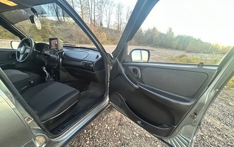 Chevrolet Niva I рестайлинг, 2011 год, 365 000 рублей, 12 фотография