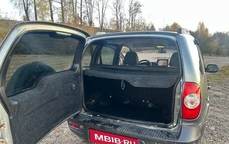 Chevrolet Niva I рестайлинг, 2011 год, 365 000 рублей, 17 фотография