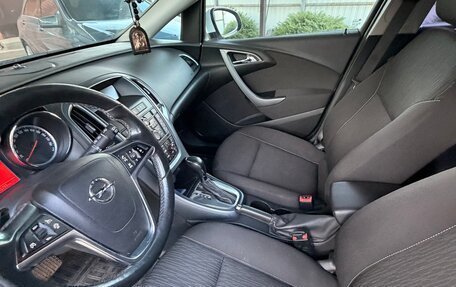 Opel Astra J, 2013 год, 880 000 рублей, 11 фотография