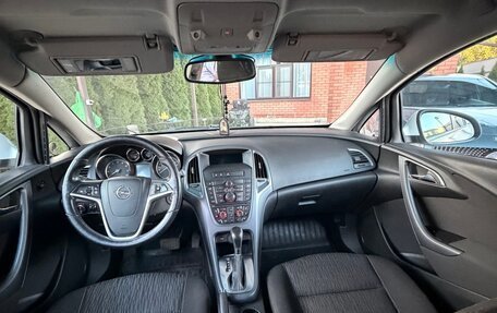 Opel Astra J, 2013 год, 880 000 рублей, 14 фотография