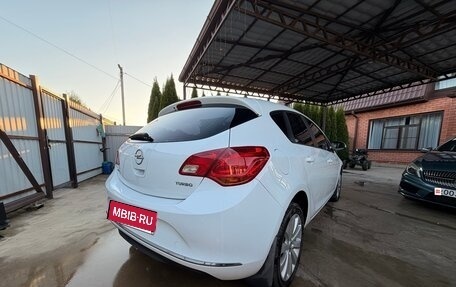 Opel Astra J, 2013 год, 880 000 рублей, 5 фотография