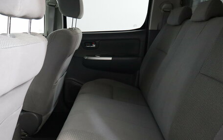 Toyota Hilux VII, 2012 год, 2 199 000 рублей, 13 фотография