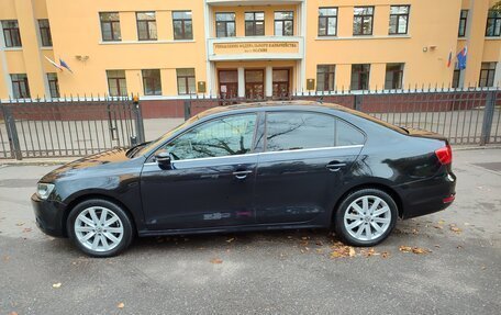 Volkswagen Jetta VI, 2012 год, 729 000 рублей, 3 фотография