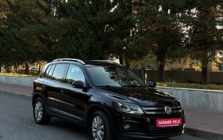 Volkswagen Tiguan I, 2016 год, 1 790 000 рублей, 2 фотография