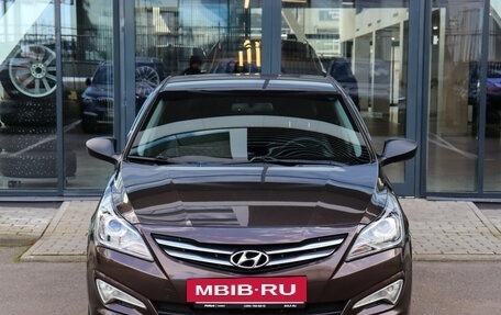 Hyundai Solaris II рестайлинг, 2015 год, 997 000 рублей, 2 фотография