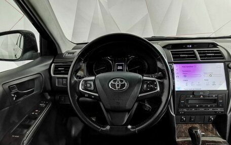 Toyota Camry, 2017 год, 2 295 000 рублей, 19 фотография