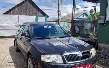 Skoda Superb III рестайлинг, 2007 год, 630 000 рублей, 1 фотография