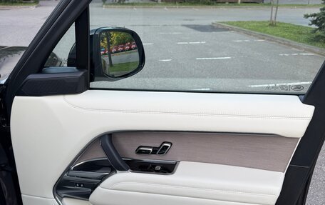 Land Rover Range Rover IV рестайлинг, 2022 год, 16 900 000 рублей, 21 фотография