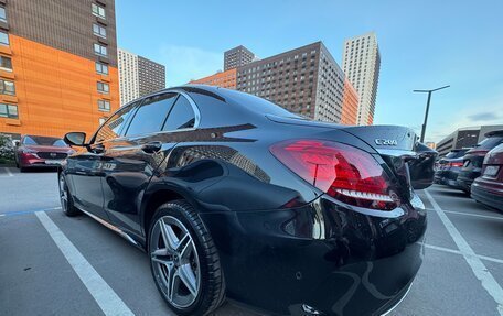 Mercedes-Benz C-Класс, 2019 год, 3 500 000 рублей, 5 фотография