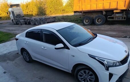 KIA Rio IV, 2021 год, 1 030 000 рублей, 4 фотография