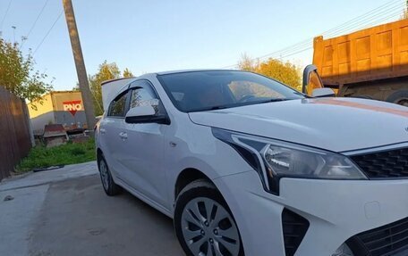 KIA Rio IV, 2021 год, 1 030 000 рублей, 6 фотография