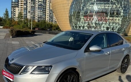 Skoda Octavia, 2017 год, 1 780 000 рублей, 8 фотография
