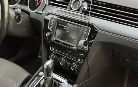 Volkswagen Passat B8 рестайлинг, 2017 год, 2 250 000 рублей, 17 фотография