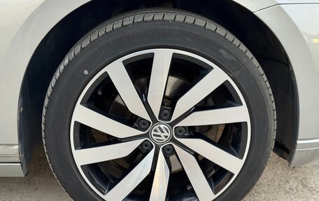 Volkswagen Passat B8 рестайлинг, 2017 год, 2 250 000 рублей, 16 фотография