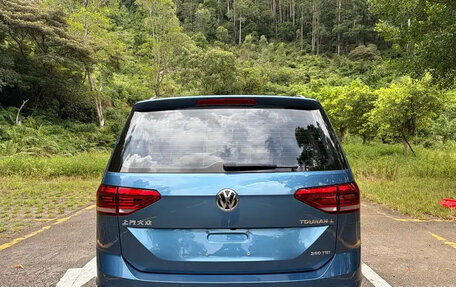 Volkswagen Touran III, 2021 год, 1 748 069 рублей, 7 фотография