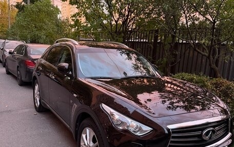 Infiniti QX70, 2016 год, 2 880 000 рублей, 2 фотография
