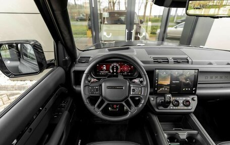 Land Rover Defender II, 2026 год, 15 510 000 рублей, 10 фотография
